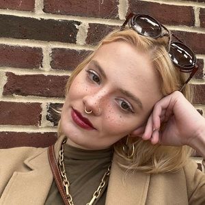 Meet your Posher, Rachel